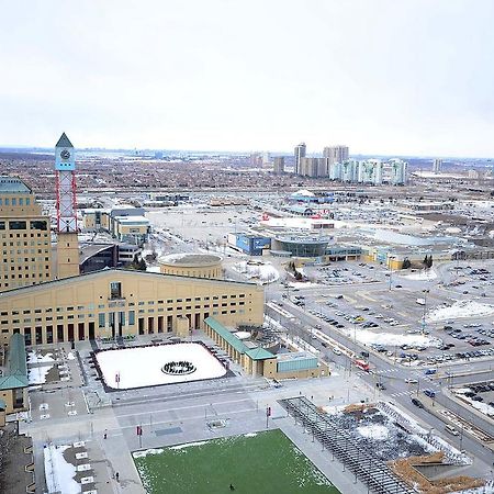 Downtown Mississauga Executive Suites Sq1 Esterno foto