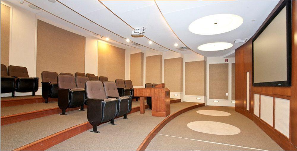 Downtown Mississauga Executive Suites Sq1 Esterno foto